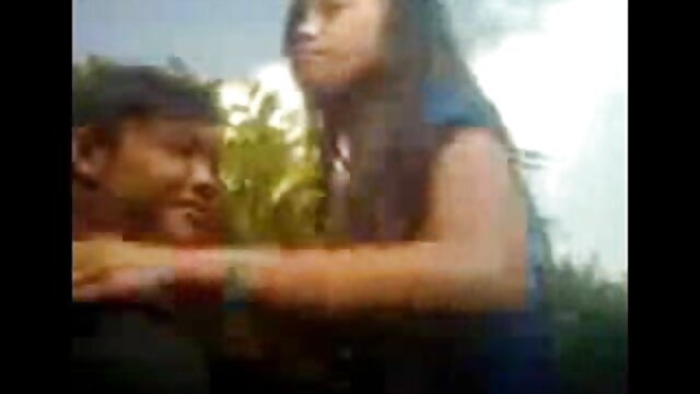 Sexe oral amateur génial avec film espagnol x une chienne attrayante